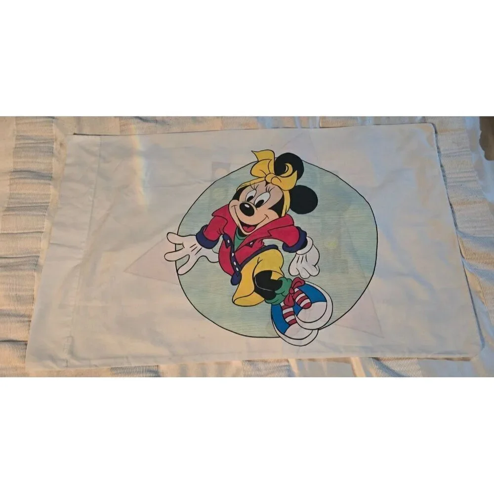 Vintage Totally 80s Minnie Mouse Beauty Lipstick Makeup Pillowcase